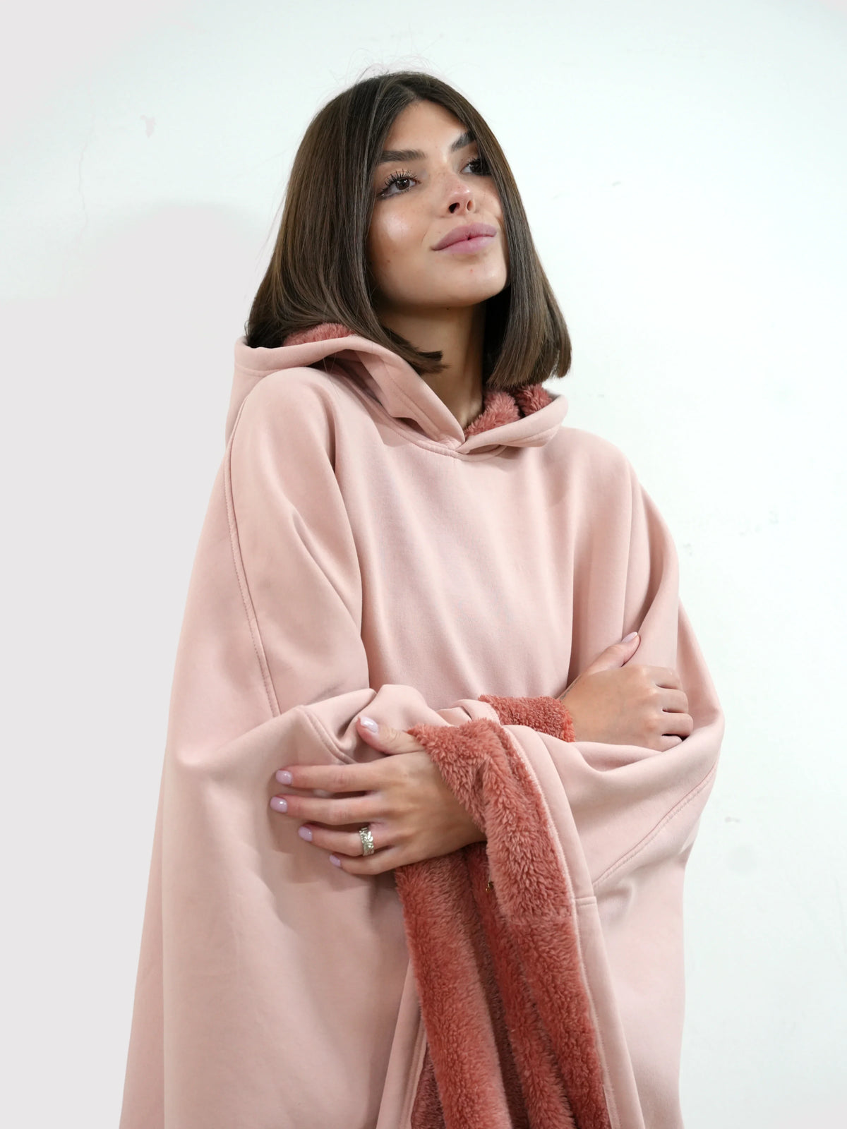 🎁 Premium Cozy Hoodie – A Warm & Thoughtful Gift for Her or Him!